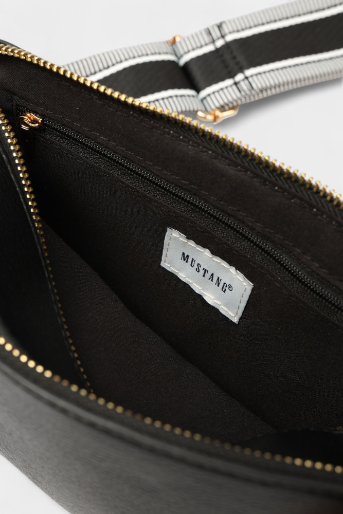 45.1180 Сумка Mustang Черный