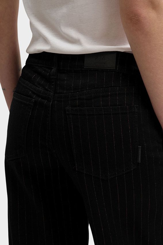 Джинсы Armani Exchange
