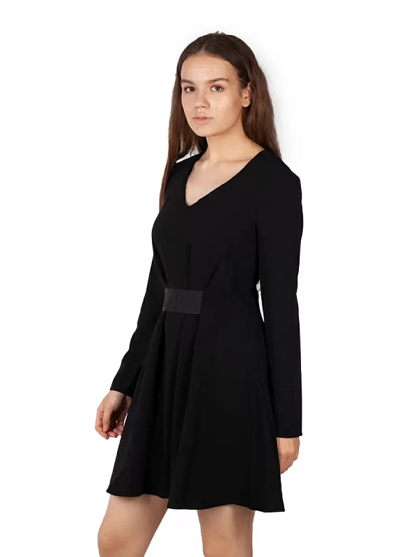 Платье Armani Exchange Черный