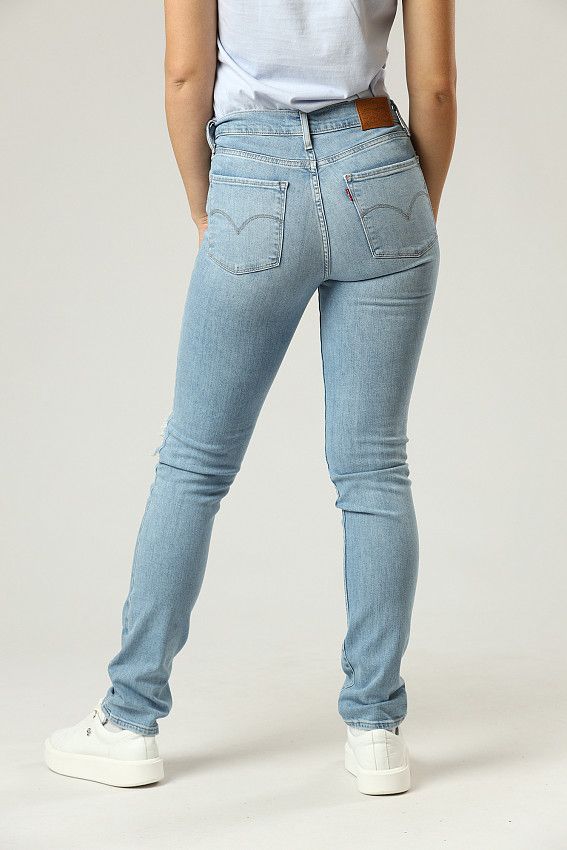 Джинсы 724 HIGH RISE STRAIGHT Levi`s