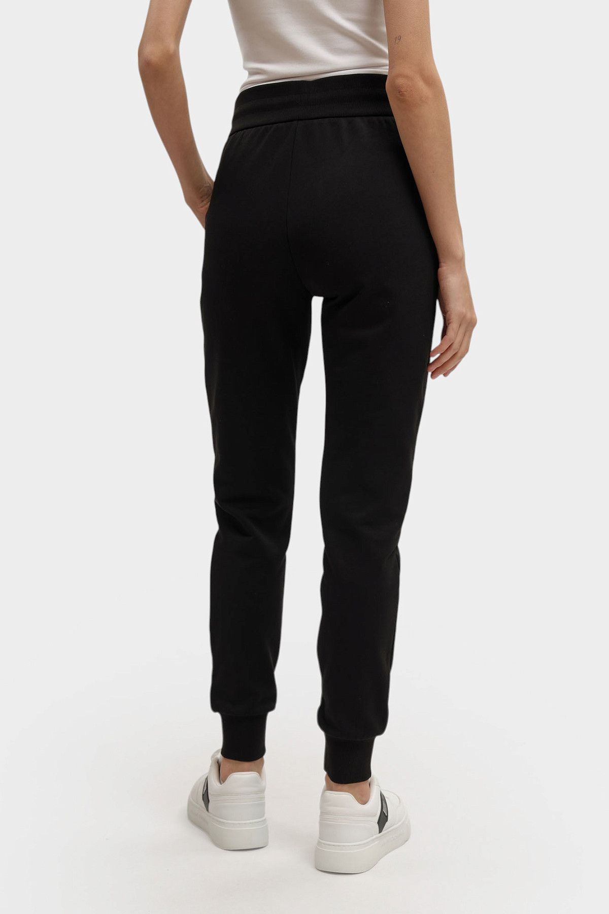 Брюки спортивные Armani Exchange Черный