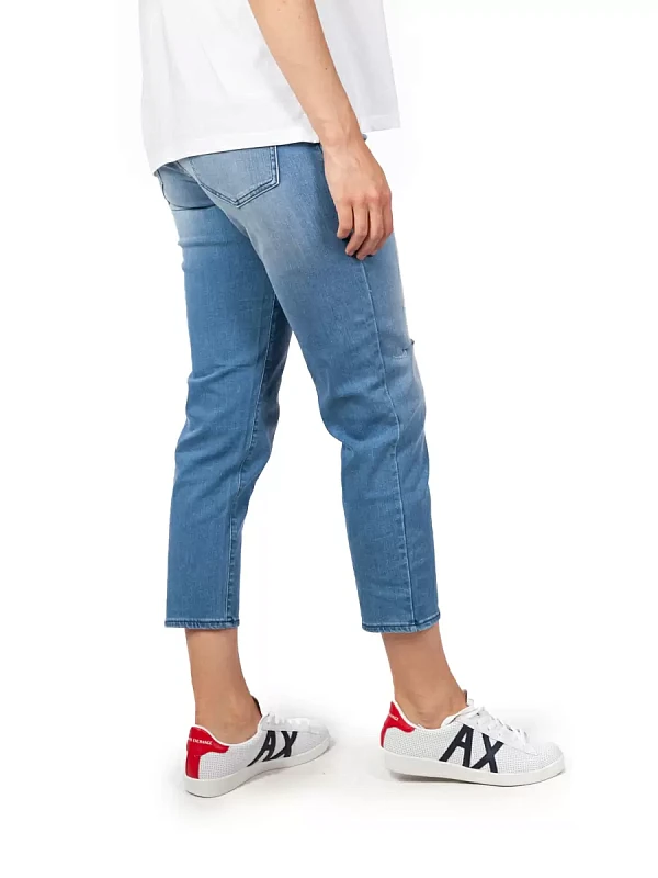 Джинсы Boyfriend Armani Exchange
