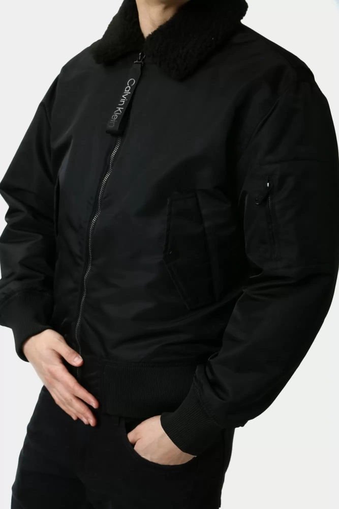 J30J326108 Бомбер Calvin Klein Jeans Черный
