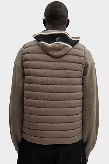 Жилет пуховый Armani Exchange
