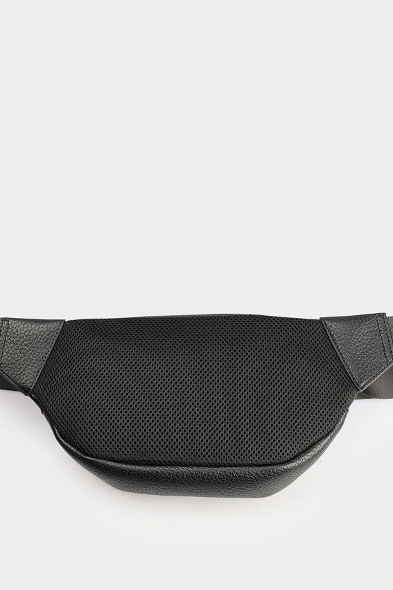 Сумка на пояс Armani Exchange Черный