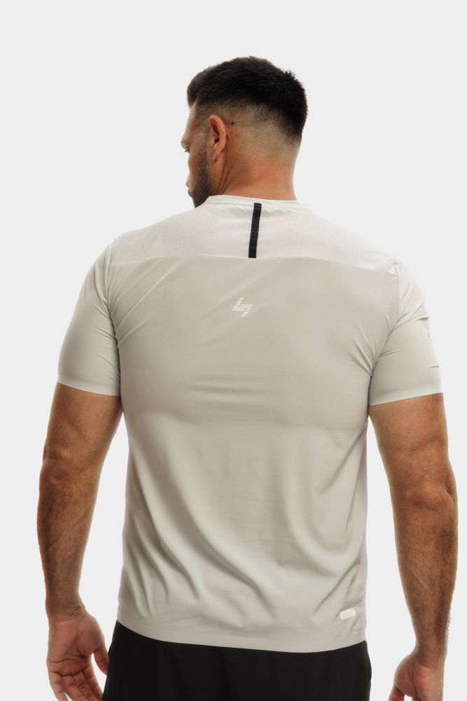 7M000068_AF13757 Костюм EA7 Серый