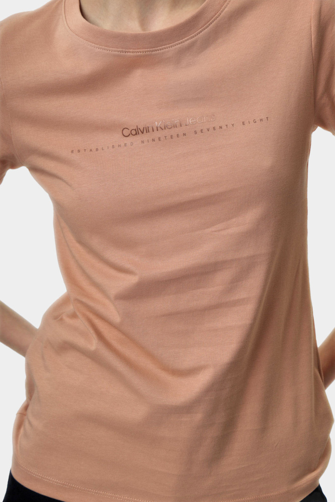 J20J224990 футболка calvin klein jeans 