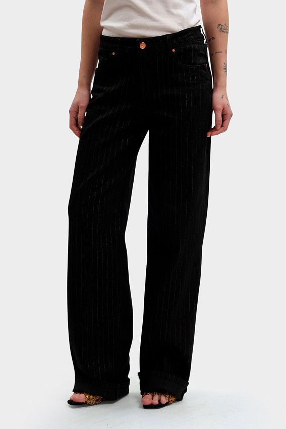 Джинсы Armani Exchange
