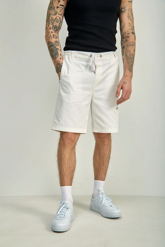 Шорты The Hills Молочный