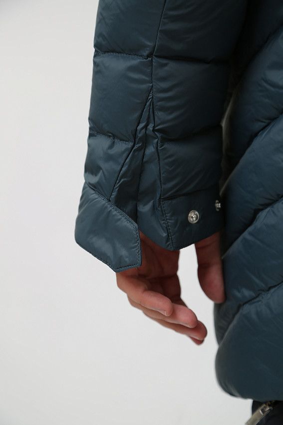 Пальто пуховое Armani Exchange Черный