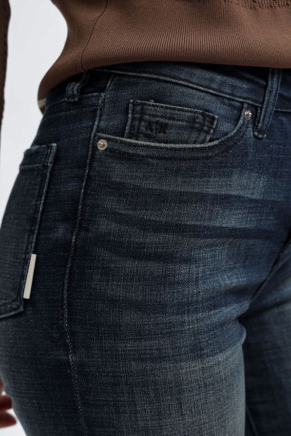 Джинсы Armani Exchange