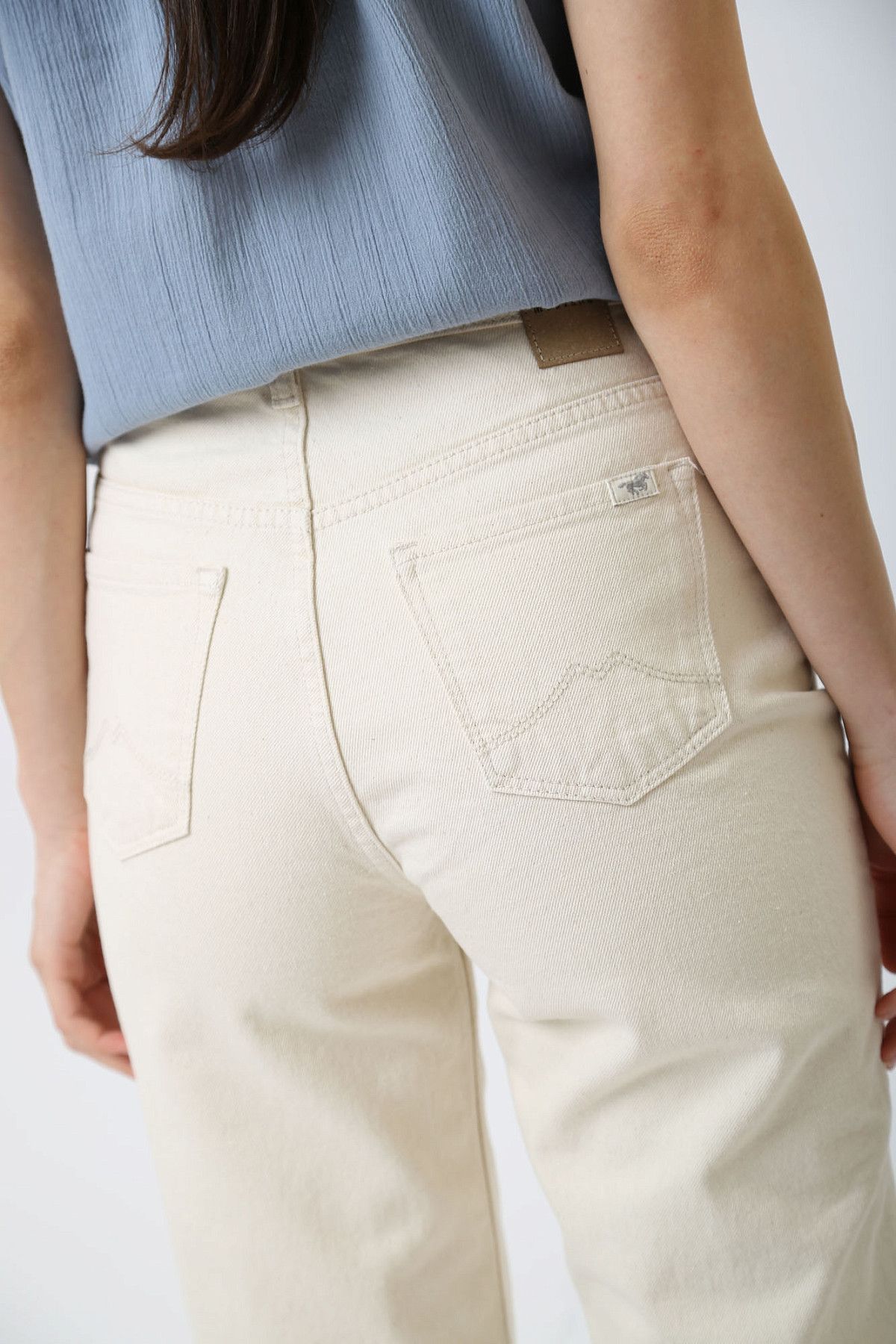 Джинсы Charlotte Tapered  Mustang