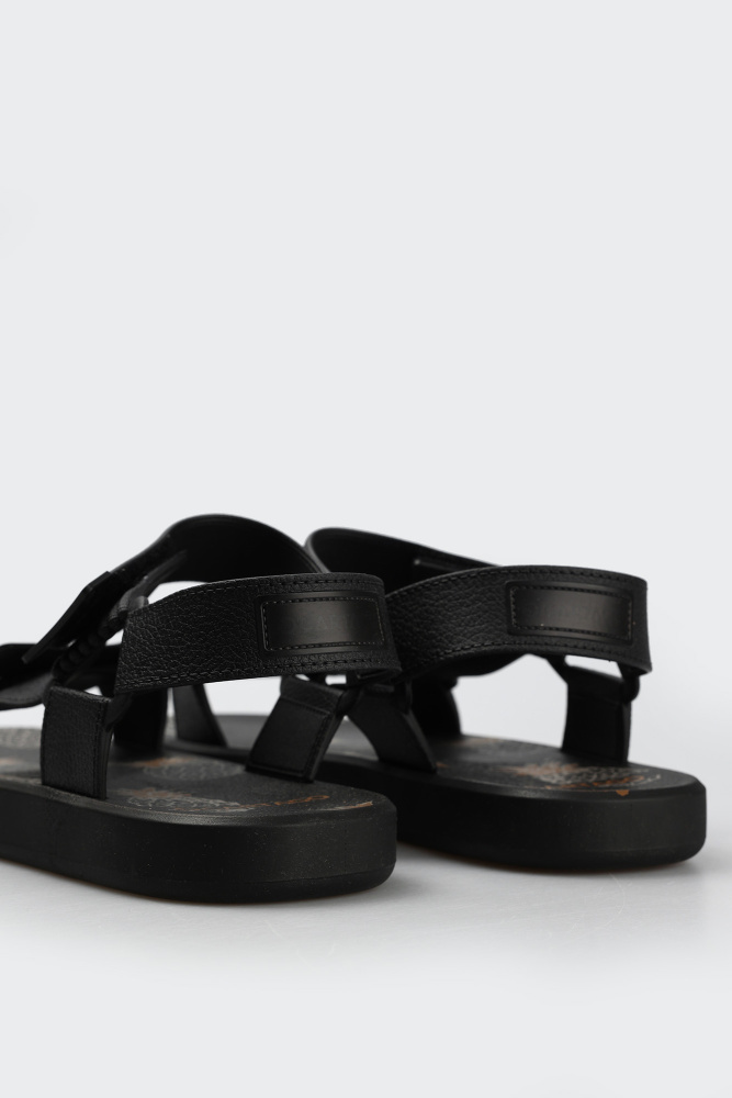11867-AE15 Сандалии Cartago Черный