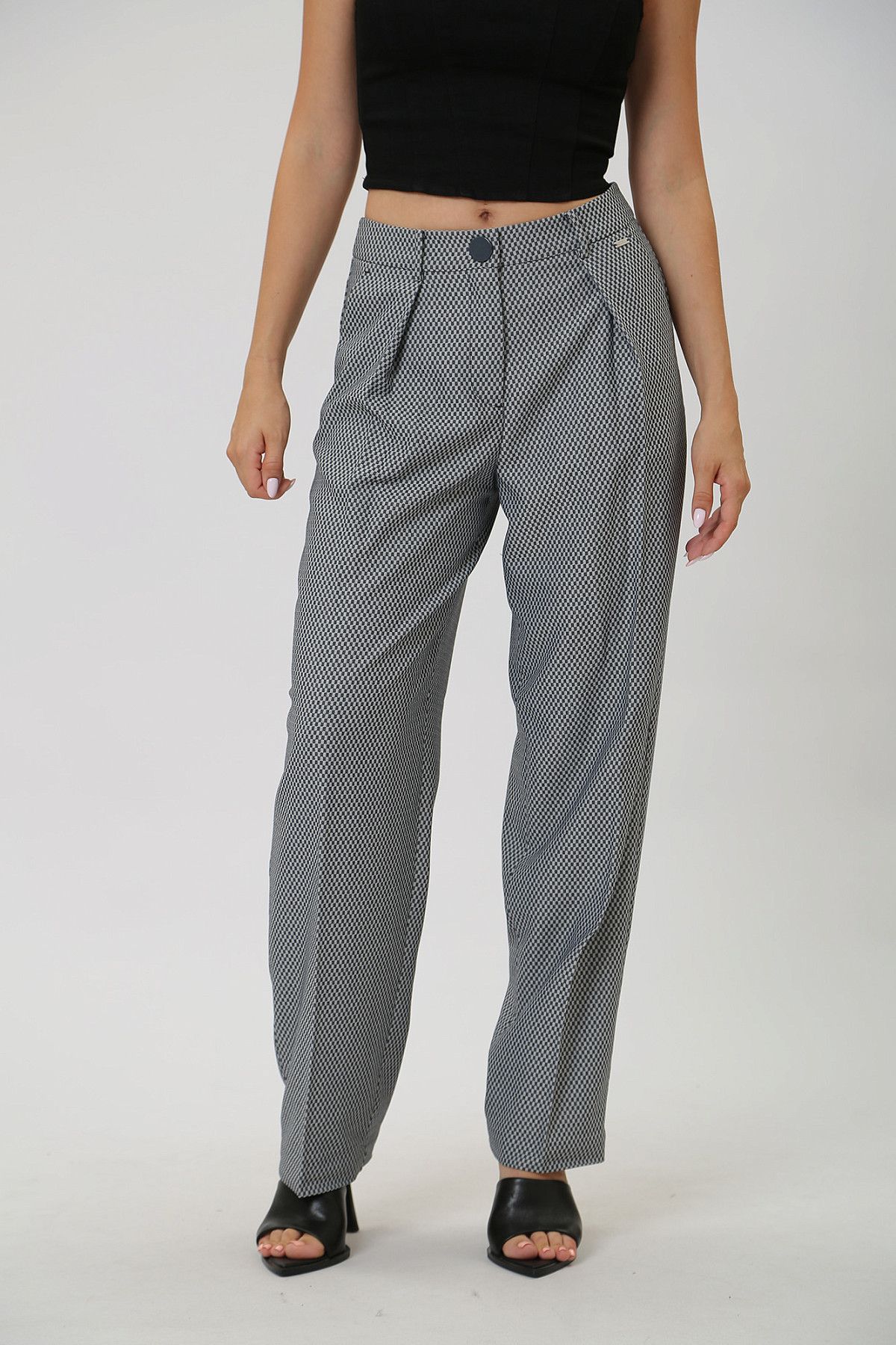 Брюки Armani Exchange Серый