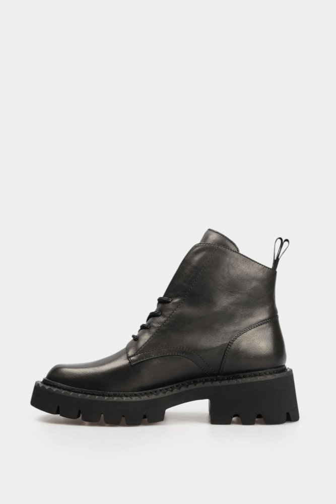 W0050B-5D04-1 Ботинки Graciana Черный