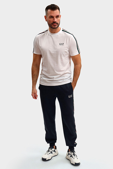 Футболка EA7