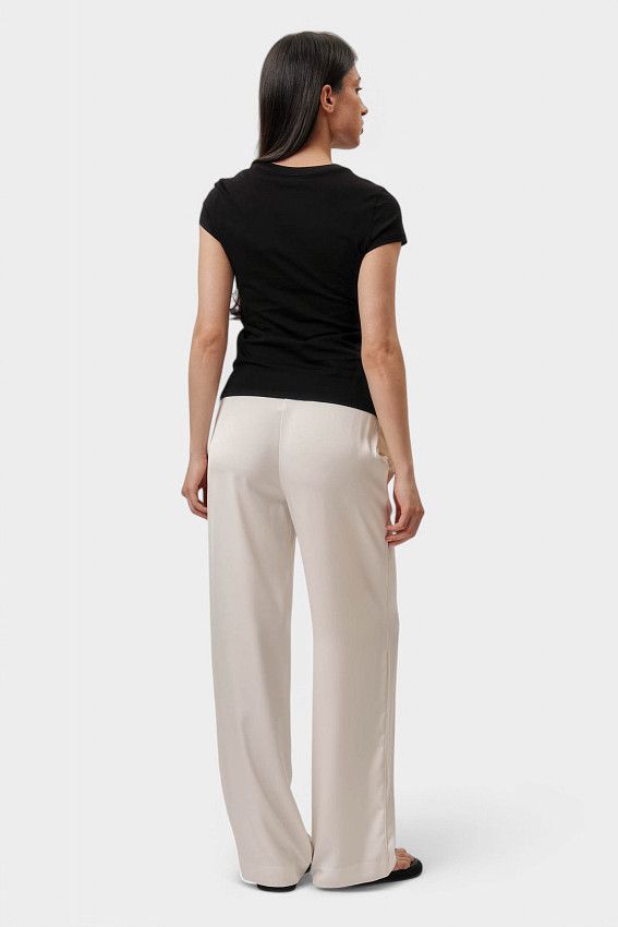 Футболка Armani Exchange Черный