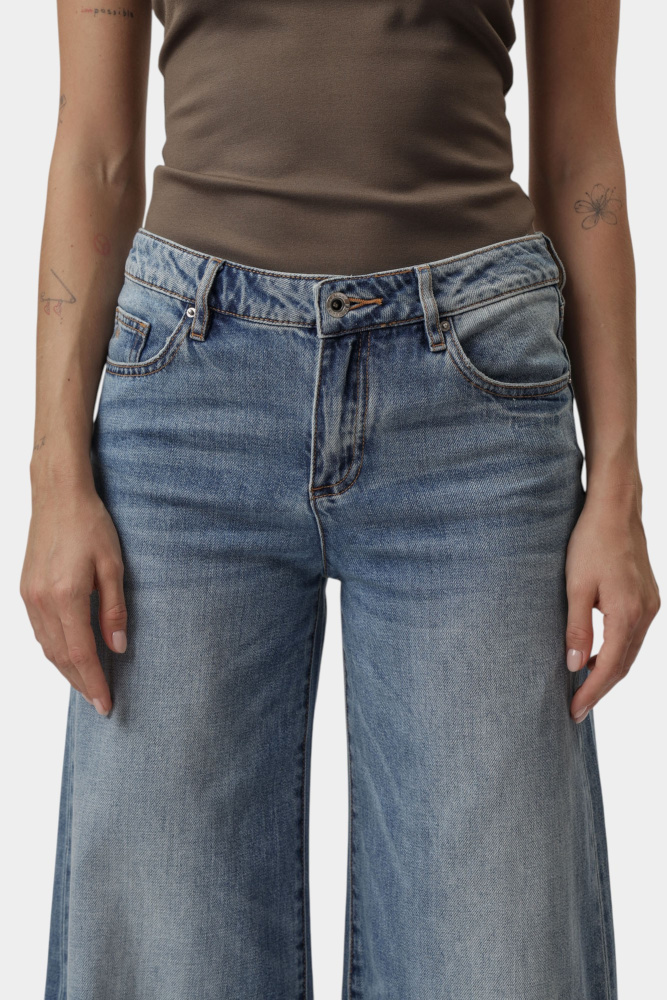 XW001184_AF12851 брюки armani exchange 