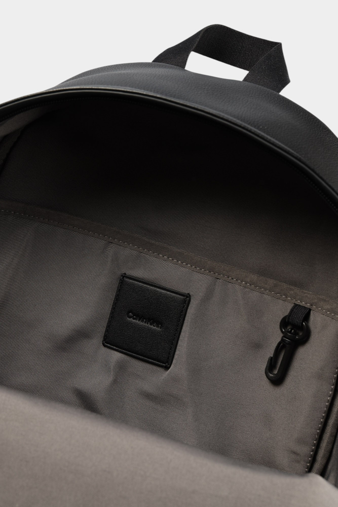LV04D3155G Рюкзак Calvin Klein Jeans Черный