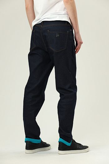 Джинсы Boyfriend Armani Exchange