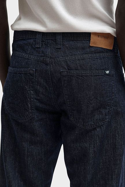 Джинсы Mustang