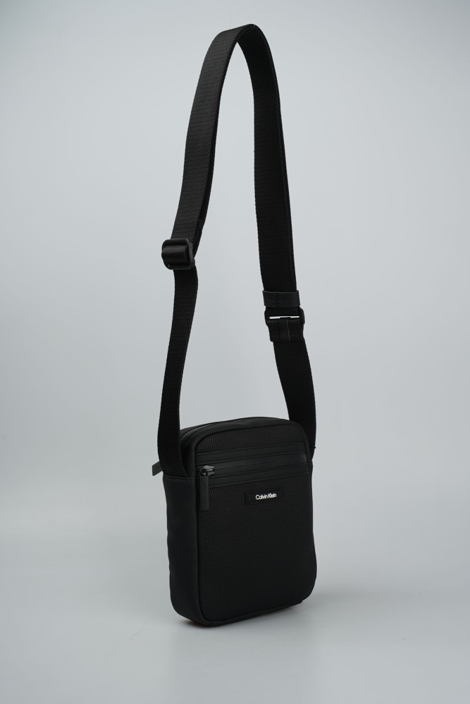 K50K512811 Сумка Calvin Klein Jeans Черный