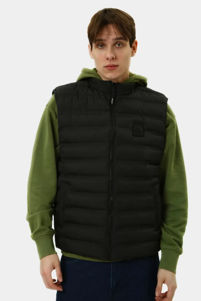 1016234 Жилет Mustang Черный