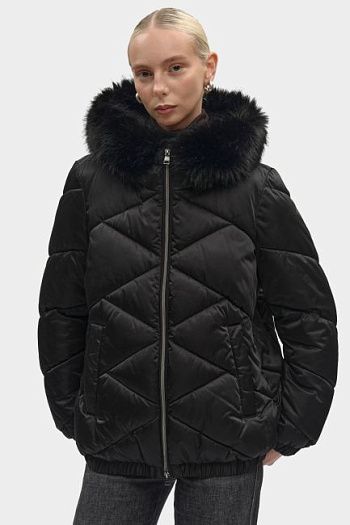 Пуховик черный Geox