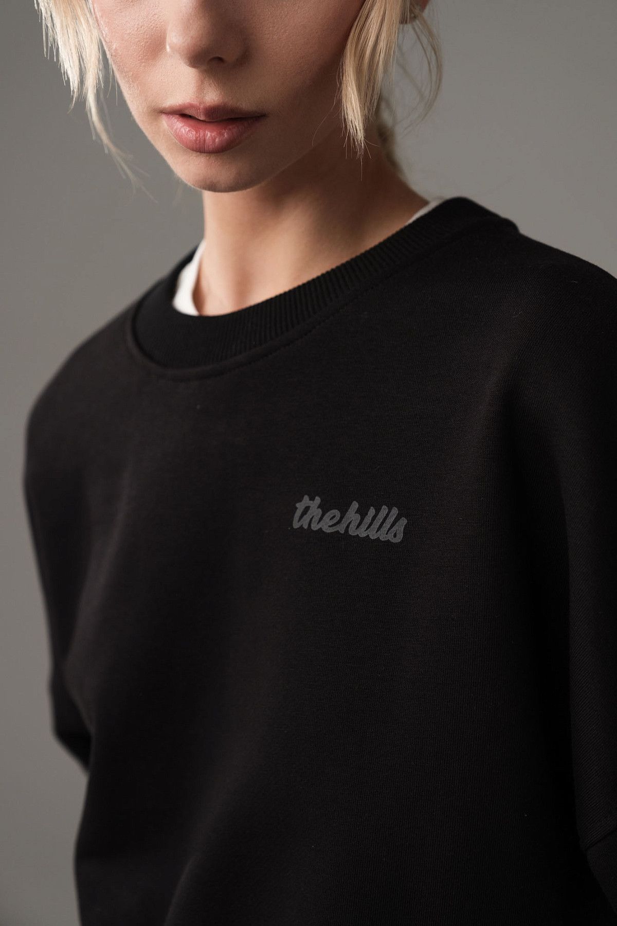 Свитшот The Hills Черный