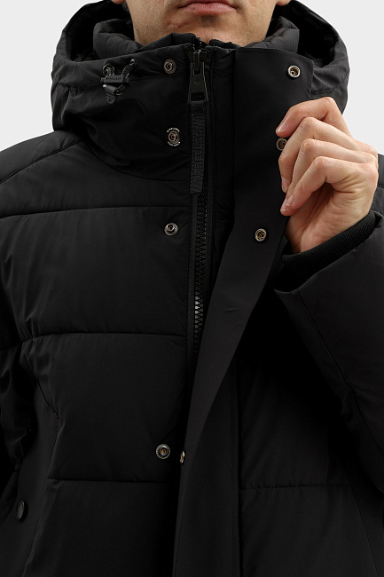 Парка Strellson