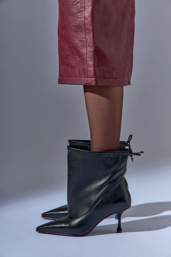 Ботильоны закрытые Red Pin