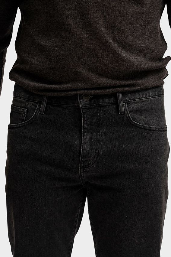 Джинсы Armani Exchange