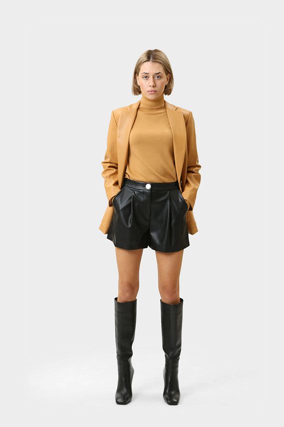 Шорты кожаные Armani Exchange