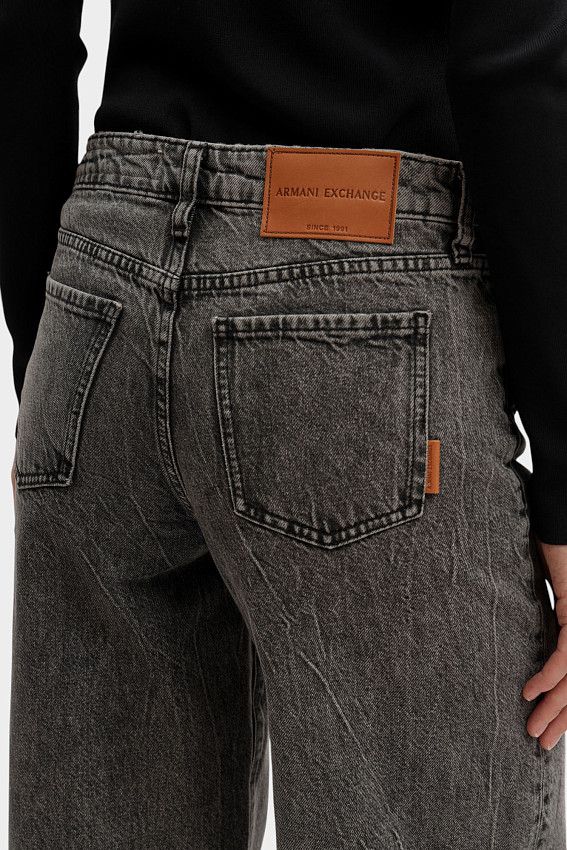 Джинсы Armani Exchange