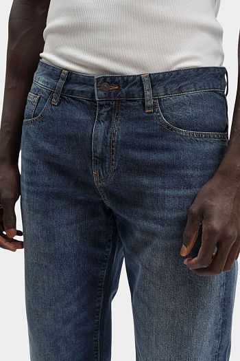 Джинсы Armani Exchange