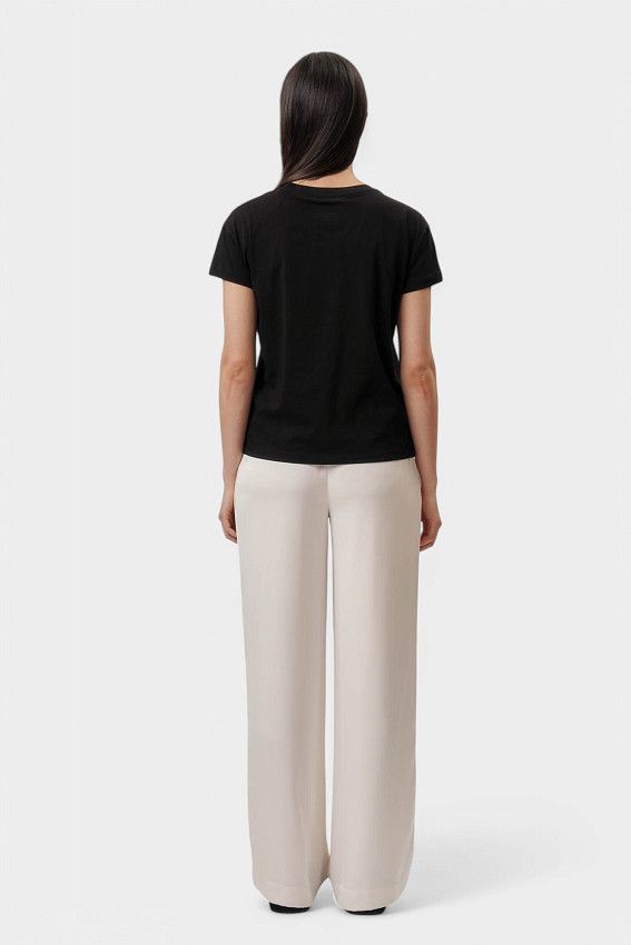 Футболка Armani Exchange Черный