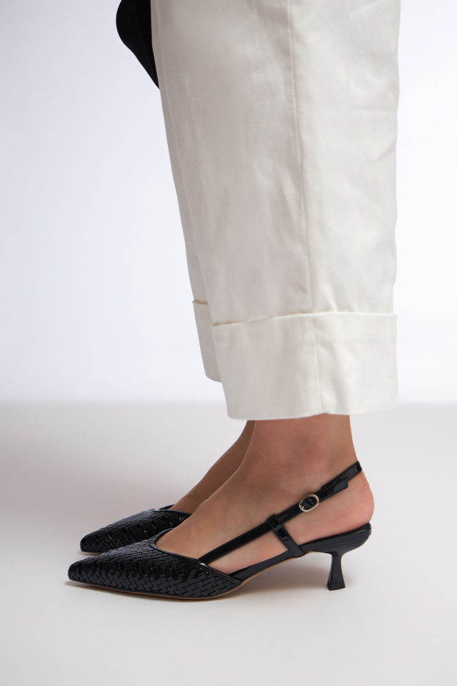 MC2126 Босоножки Marc Cony Черный