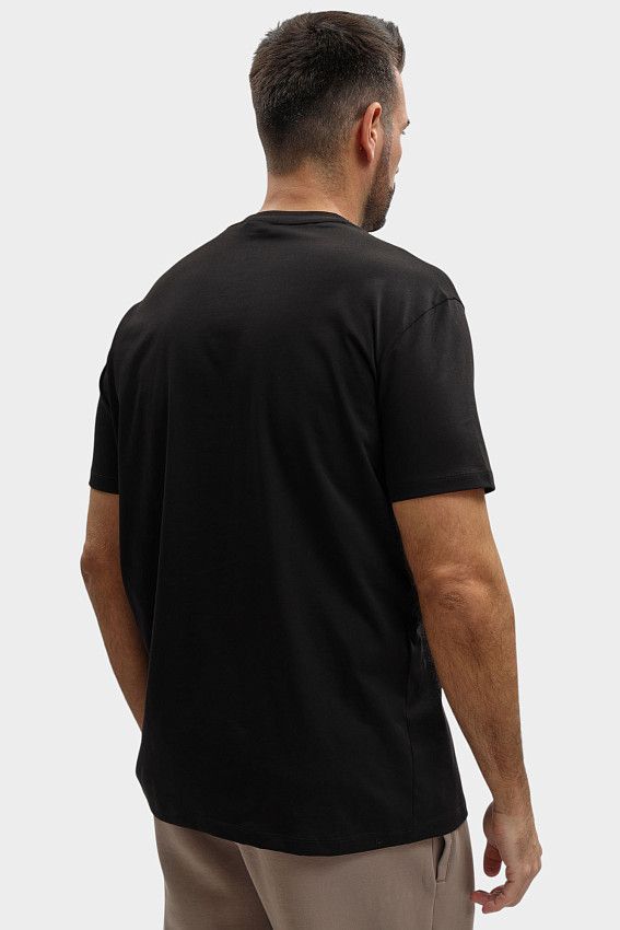 Футболка Armani Exchange Черный