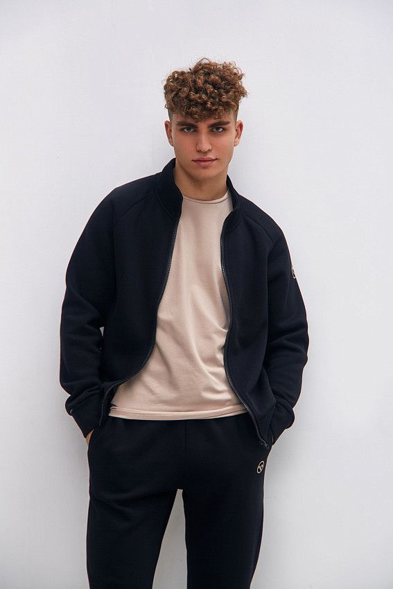 Тректоп The Hills Черный