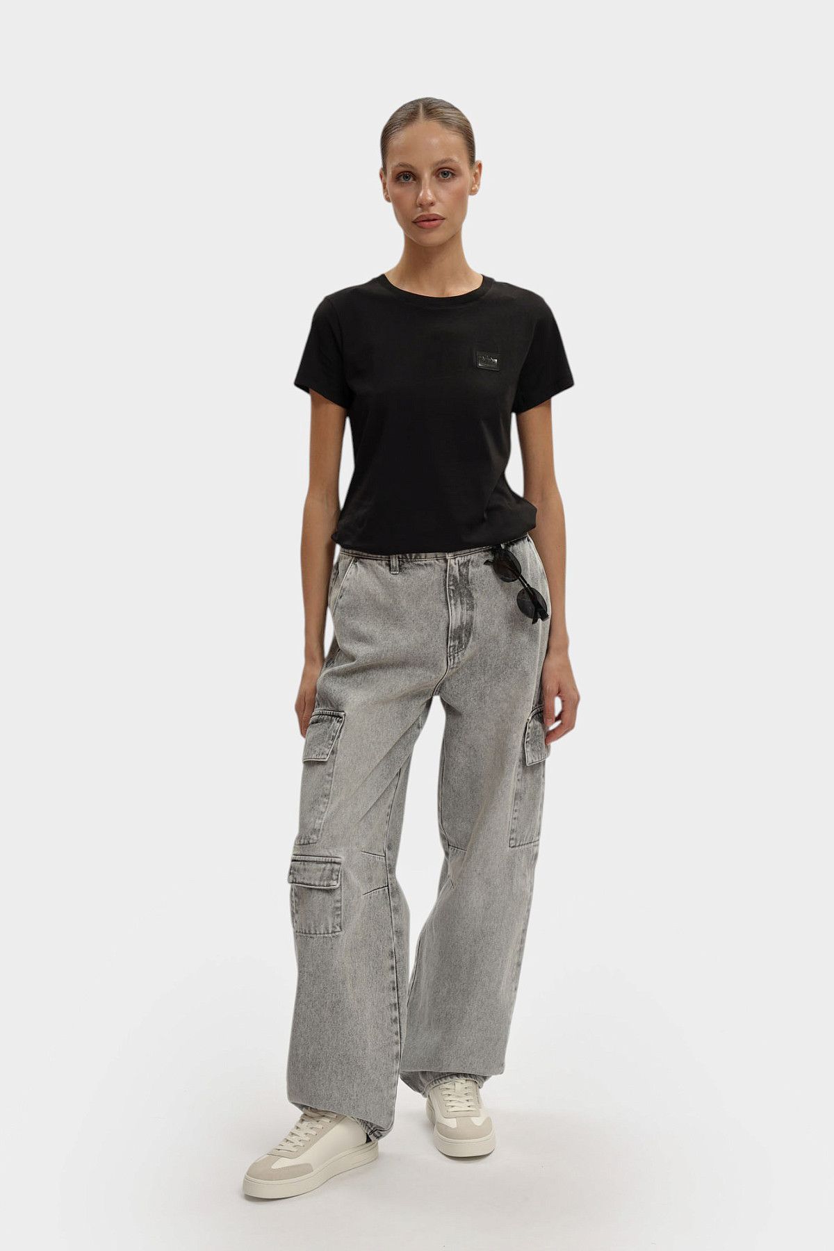 Футболка Armani Exchange Черный