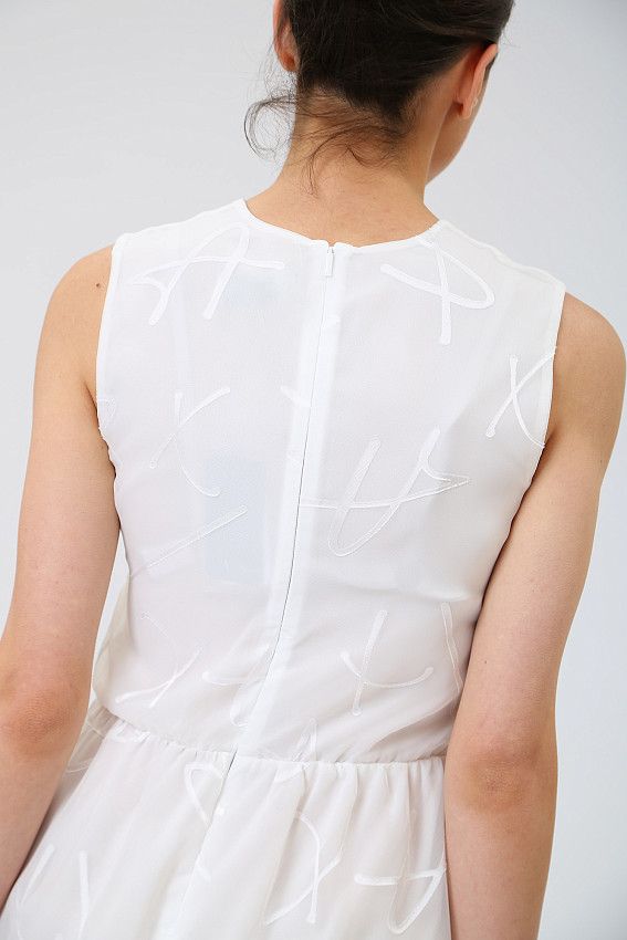 Платье Armani Exchange Белый