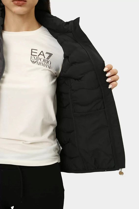 Жилет пуховый EA7
