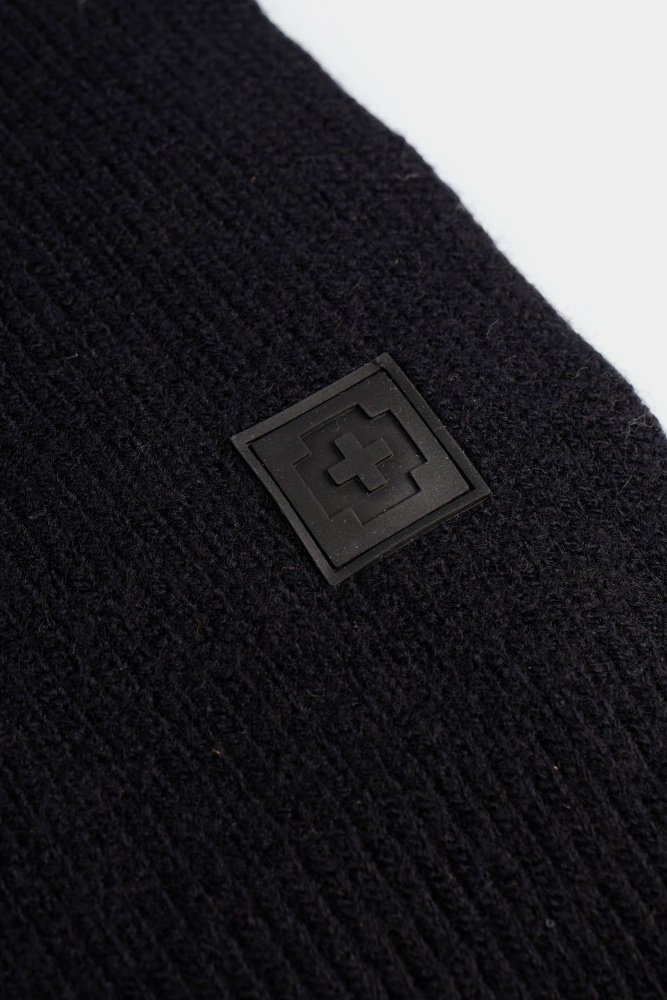 30043616_10018667 Шарф Strellson Черный