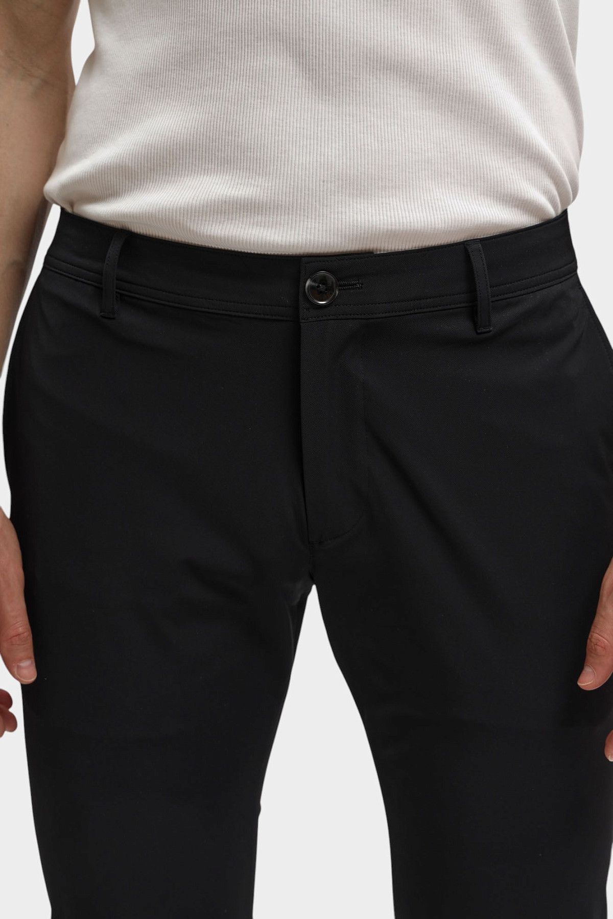 Брюки Armani Exchange Черный