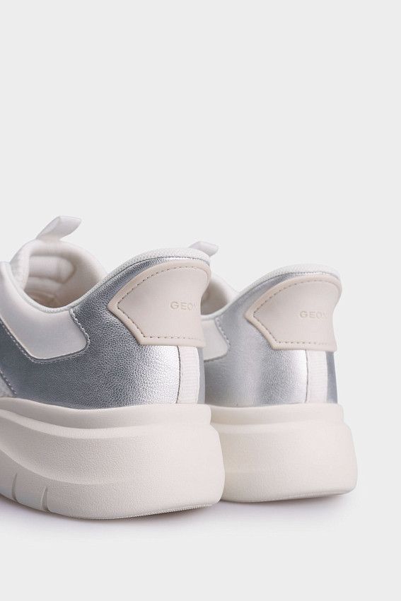 Кроссовки Geox