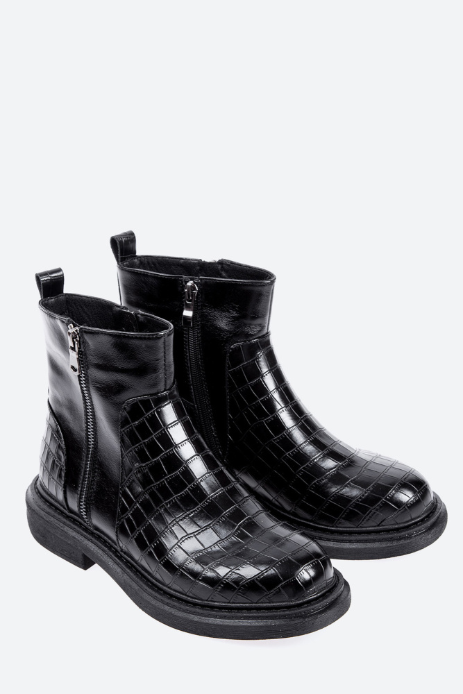 VIC5-77_Y856 Ботинки Marc Cony Черный