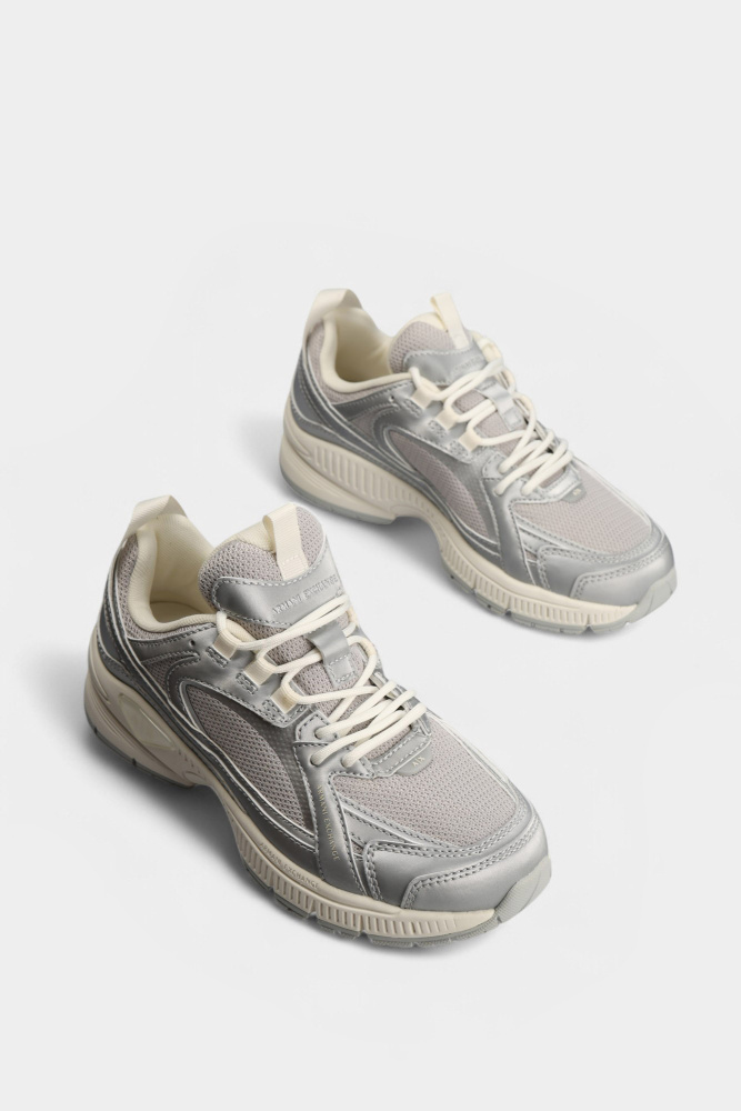 XW001628_AF17453 Кроссовки Armani Exchange Серебряный