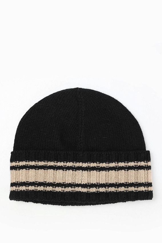 Шапка Armani Exchange Черный