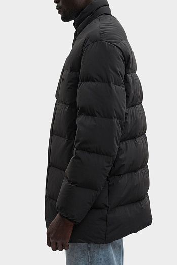 Пуховик черный Emporio Armani