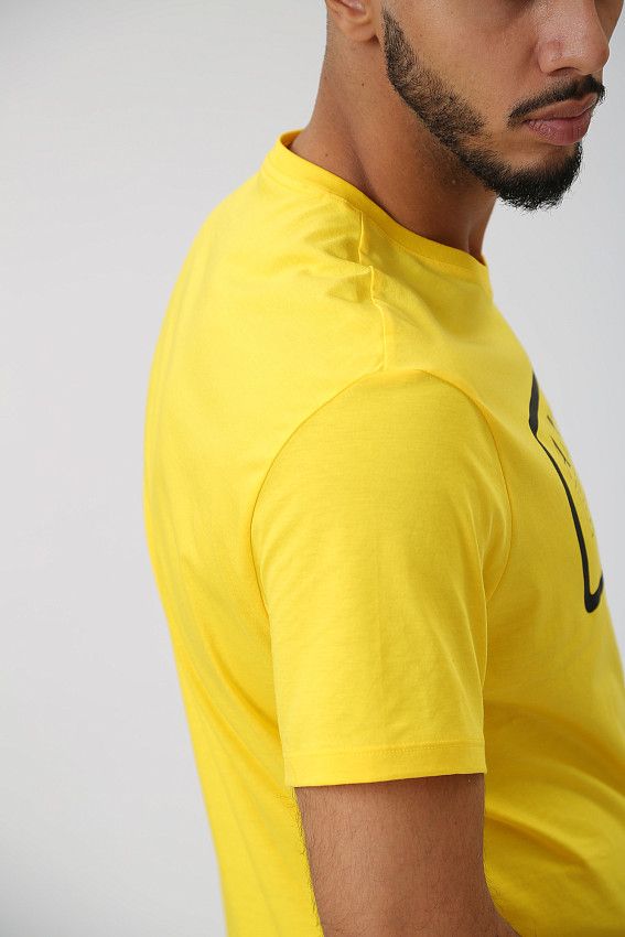 Футболка Armani Exchange Желтый